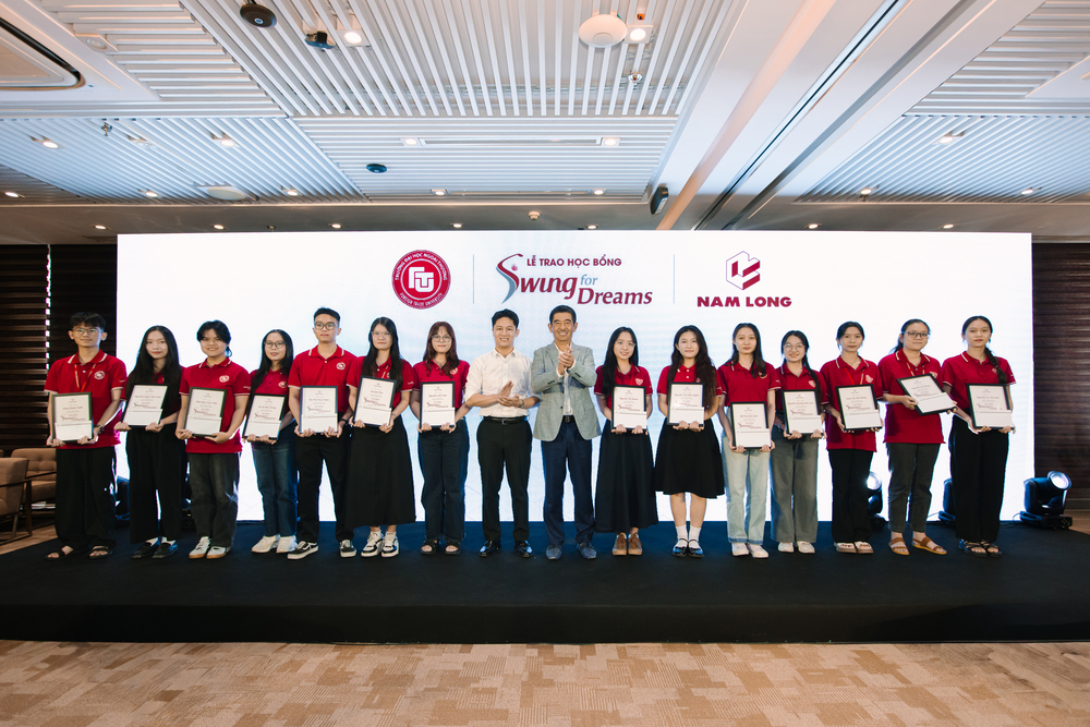 Nam Long trao 84 suất học bổng “Swing For Dreams” 2025 (ảnh 7)