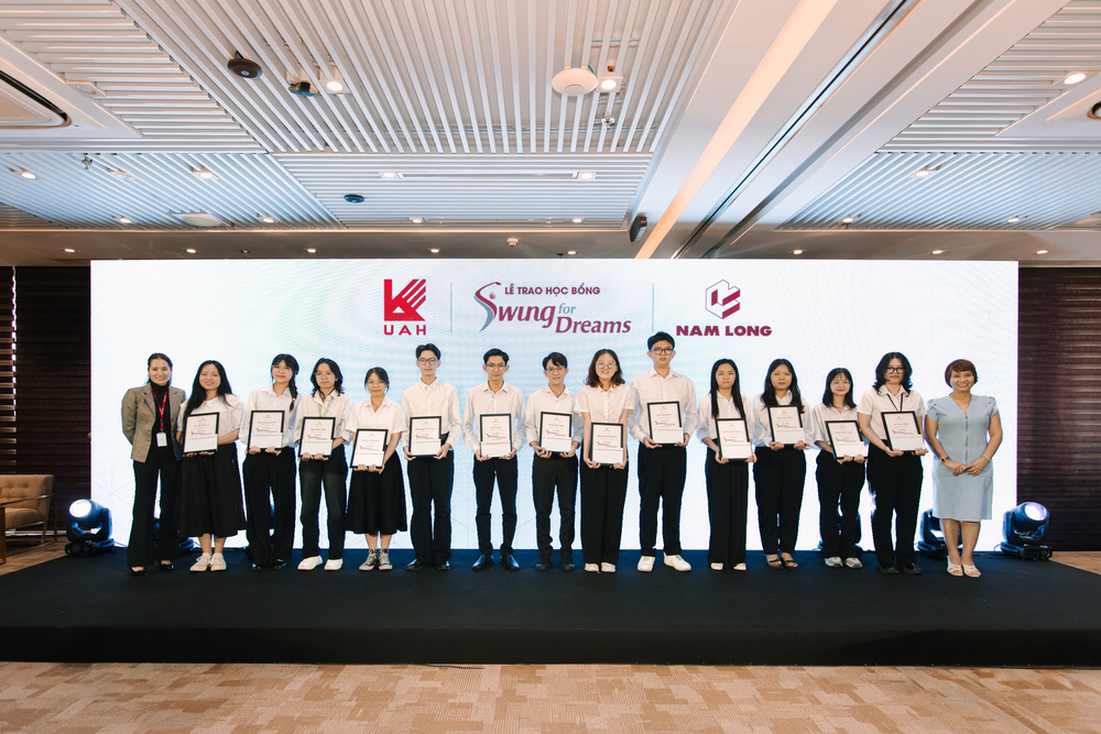 Nam Long trao 84 suất học bổng “Swing For Dreams” 2025 (ảnh 6)